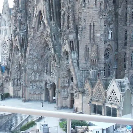 Amazing Views Of Sagrada Familia *